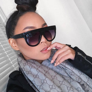 Flat Top Oversized Women Sunglasses Retro Shield Shape Luxy Brand Design Big Frame Rivet Shades Sunglasses Women UV400 Eyewear